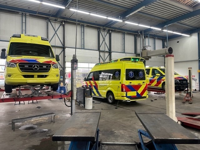 Onderhoud, reparatie, 24h-service APK I&II, LPK, haakarm en tacho-keuring